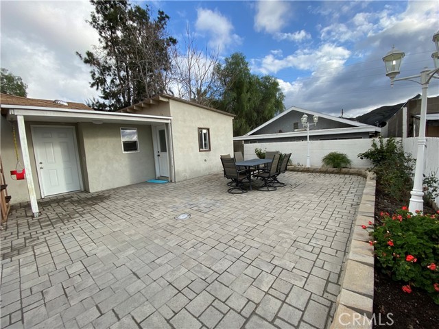 7618 Yates Street photo 4