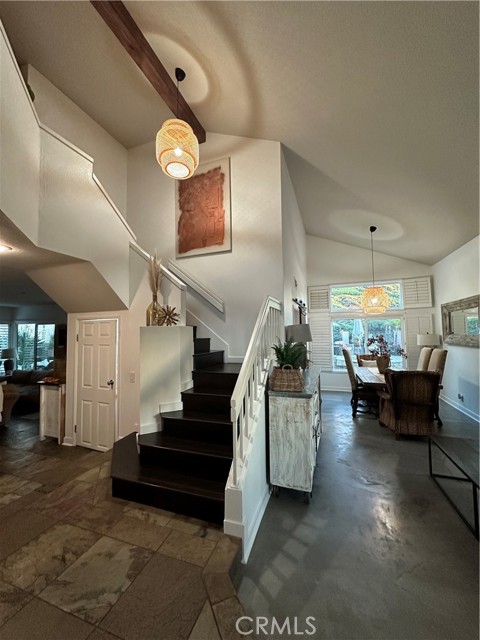 Detail Gallery Image 5 of 9 For 26 Santa Catrina, Rancho Santa Margarita,  CA 92688 - 3 Beds | 2/1 Baths