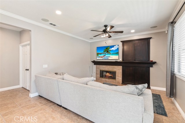 Detail Gallery Image 13 of 47 For 2487 Sweet Rain Way, Corona,  CA 92881 - 4 Beds | 3 Baths