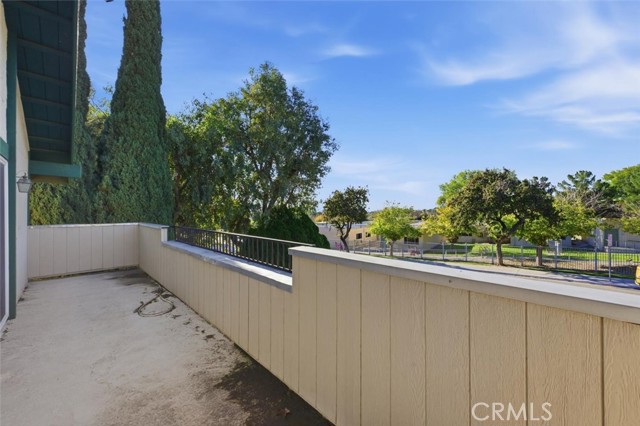 Image 50 of 72 For 6266 Shaker  