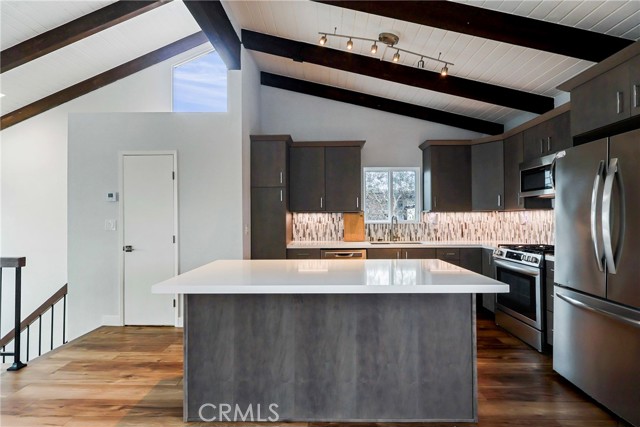 161 Monterey, Hermosa Beach CA: https://media.crmls.org/medias/c94b5a24-e785-4248-b9bf-1d85314f332d.jpg