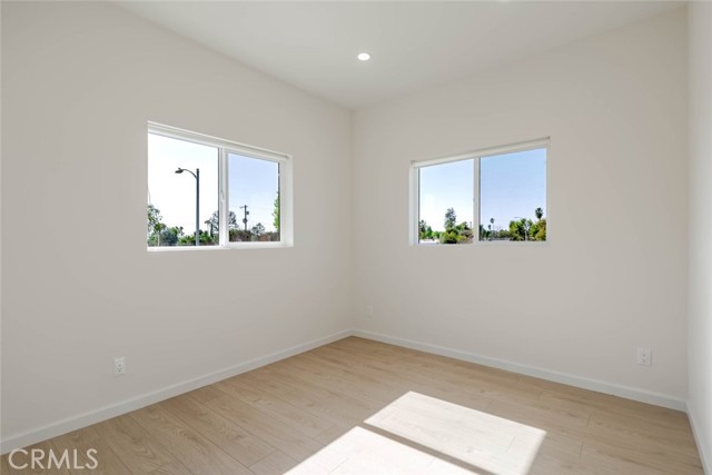 Detail Gallery Image 12 of 22 For 16699 Mckeever St, Granada Hills,  CA 91344 - 3 Beds | 2 Baths