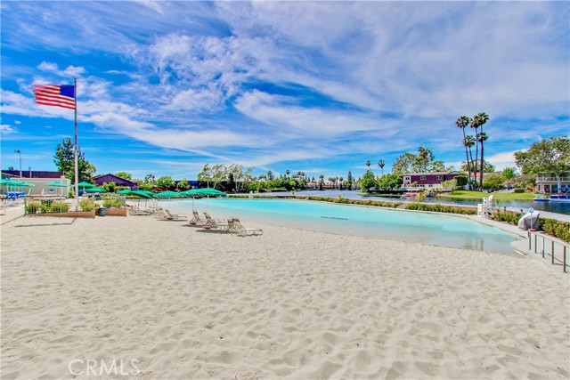 Detail Gallery Image 26 of 28 For 22831 Costa Bella, Lake Forest,  CA 92630 - 5 Beds | 3 Baths