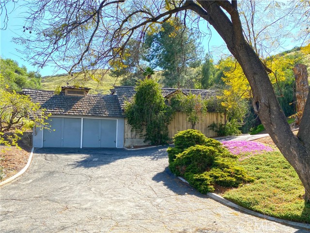 Detail Gallery Image 26 of 37 For 25123 Huron St, Loma Linda,  CA 92354 - 4 Beds | 3/1 Baths