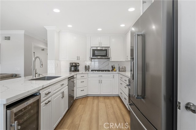 Detail Gallery Image 11 of 51 For 25071 Cheshire, Mission Viejo,  CA 92692 - 4 Beds | 3 Baths