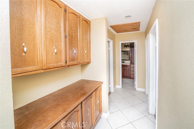 Detail Gallery Image 9 of 28 For 11220 Puente Way, Jurupa Valley,  CA 91752 - 4 Beds | 3 Baths
