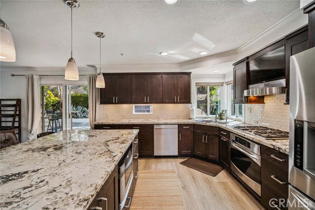 1205 Cerca, San Clemente CA: https://media.crmls.org/medias/c94e3001-c3a9-4db0-9386-b89587198a55.jpg
