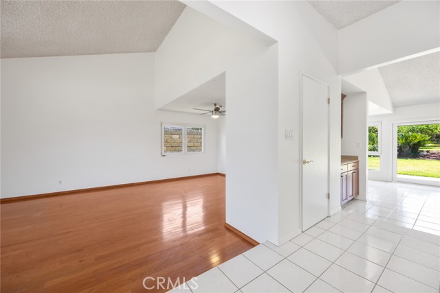 Image 8 of 71 For 1646 Mobeck Street