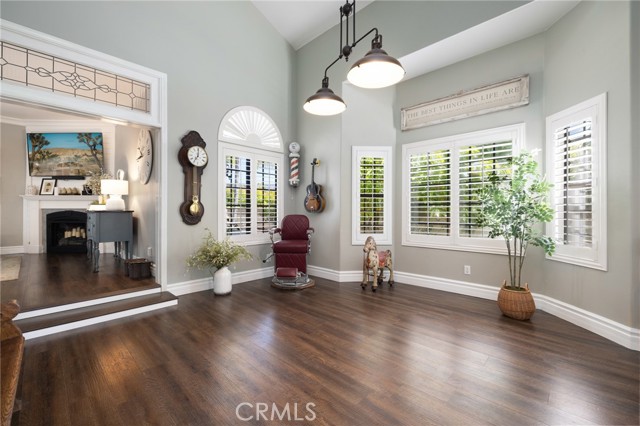 Image 8 of 75 For 31502 Emperor Drive
