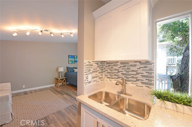 Detail Gallery Image 12 of 73 For 84 Sherwood Dr, Westlake Village,  CA 91361 - 3 Beds | 2 Baths