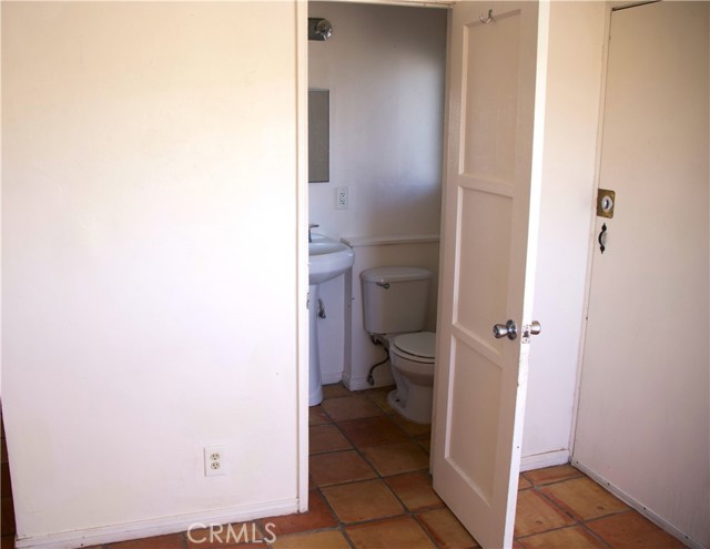 73752 Crestview Drive, 29 Palms CA: https://media.crmls.org/medias/c9525e82-870b-424d-84e7-e2d44050e4ff.jpg