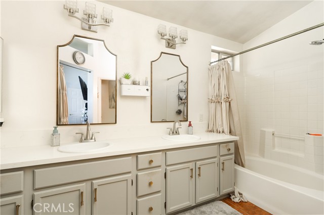 4 Bed Home for Sale in Lancaster, California
