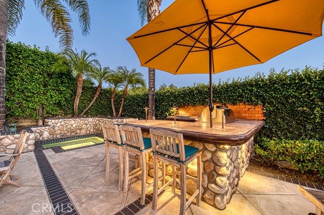 12 Eisenhower Lane, Coto de Caza CA: https://media.crmls.org/medias/c952fc1b-be92-4282-b50d-504d3a963fd2.jpg