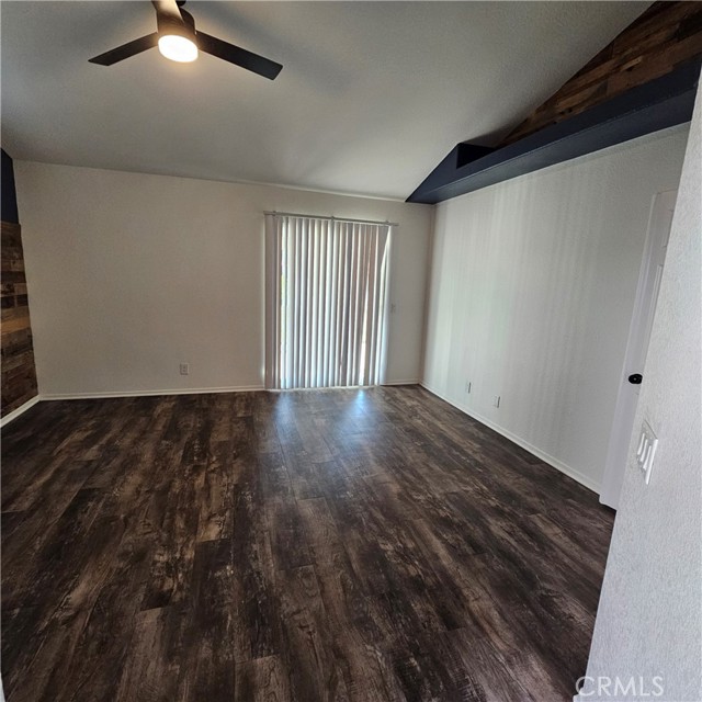 28591 Corvus Way, Menifee CA: https://media.crmls.org/medias/c952fc90-bf91-43d2-a8ad-54dc82615e77.jpg