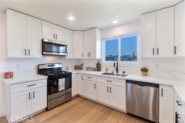 Detail Gallery Image 9 of 28 For 12681 Loraleen, Garden Grove,  CA 92841 - 3 Beds | 2 Baths