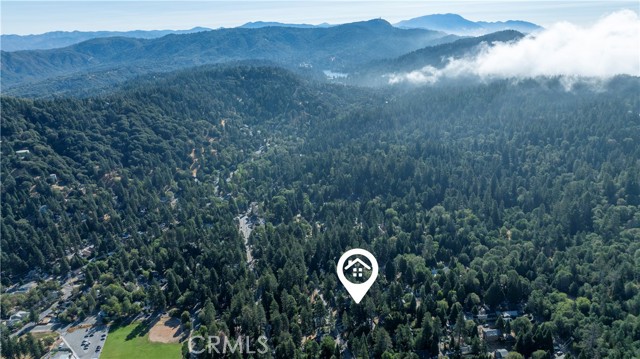 22864 Alder Lane, Crestline CA: https://media.crmls.org/medias/c9551394-ec80-486d-b550-1a5b0da53e66.jpg