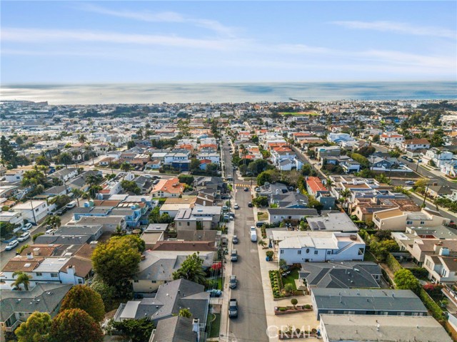 1147 7th Street, Hermosa Beach, California 90254, 3 Bedrooms Bedrooms, ,2 BathroomsBathrooms,Residential,For Sale,7th Street,SB25258608 1147 7th Street, Hermosa Beach, California 90254, 3 Bedrooms Bedrooms, ,2 BathroomsBathrooms,Residential,For Sale,7th Street,SB25258608