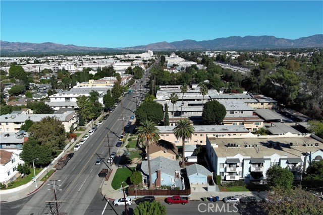 Detail Gallery Image 8 of 11 For 7406 Haskell, Van Nuys,  CA 91406 - 3 Beds | 2 Baths