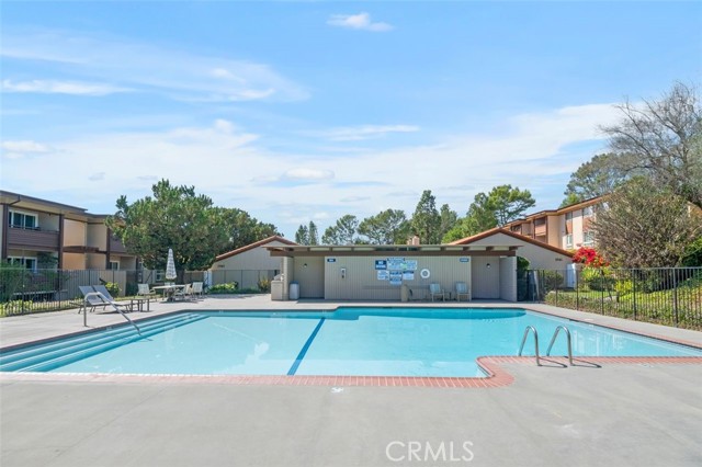 5947 Armaga Spring Road, Rancho Palos Verdes, California 90275, 2 Bedrooms Bedrooms, ,2 BathroomsBathrooms,Residential,Sold,Armaga Spring,PV24209326