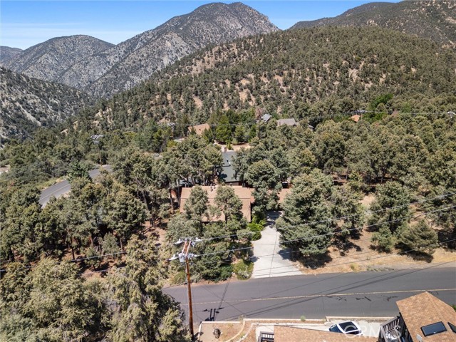 Detail Gallery Image 4 of 47 For 2712 Tirol Dr, –,  CA 93225 - 3 Beds | 2 Baths
