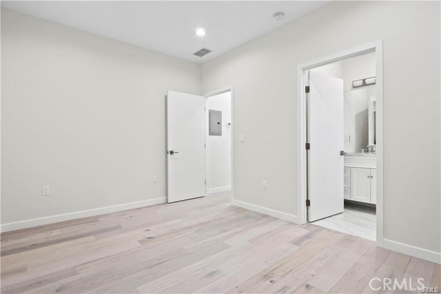 Detail Gallery Image 15 of 18 For 11428 Erwin, North Hollywood,  CA 91606 - 2 Beds | 2/1 Baths