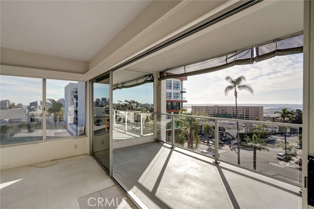 Detail Gallery Image 4 of 6 For 2620 2nd Ave 5d,  San Diego,  CA 92103 - 3 Beds | 2 Baths