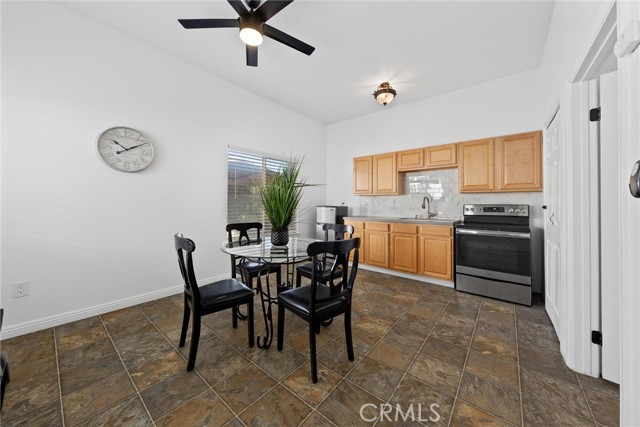 Detail Gallery Image 50 of 57 For 15417 Lila Rose Ct, Bakersfield,  CA 93314 - 5 Beds | 4/1 Baths