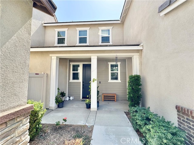 3149 E Painted Crescent Street, Ontario CA: https://media.crmls.org/medias/c95815ef-a3bb-4191-8fe5-5a01314905d9.jpg