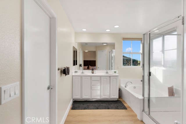 20022 Satsuma, Saugus CA: https://media.crmls.org/medias/c9587c6d-6f72-4cac-808e-47cd70fbd38c.jpg