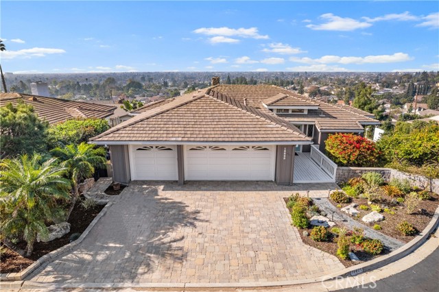 Detail Gallery Image 1 of 1 For 18825 Winnwood Ln, North Tustin,  CA 92705 - 5 Beds | 4/1 Baths