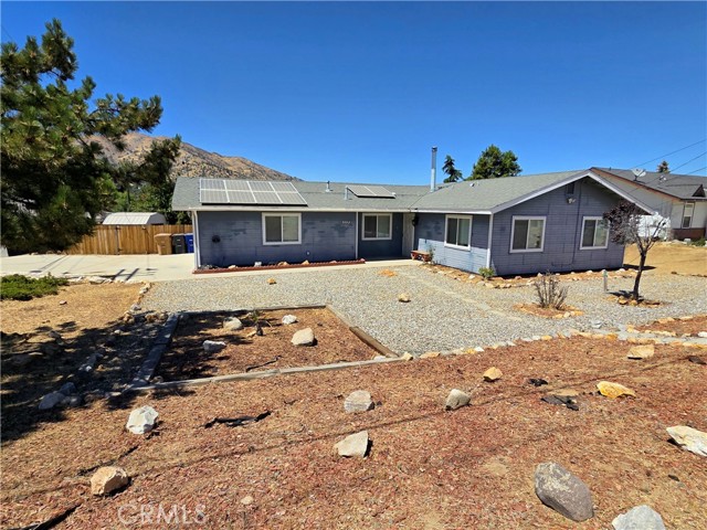 Detail Gallery Image 3 of 14 For 22201 Mccarthy Dr, Tehachapi,  CA 93561 - 3 Beds | 2 Baths