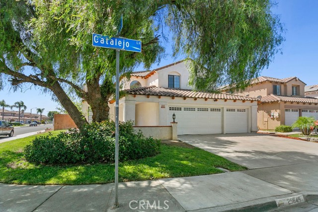 Detail Gallery Image 3 of 31 For 25645 Catalejo Ln, Moreno Valley,  CA 92551 - 4 Beds | 3 Baths