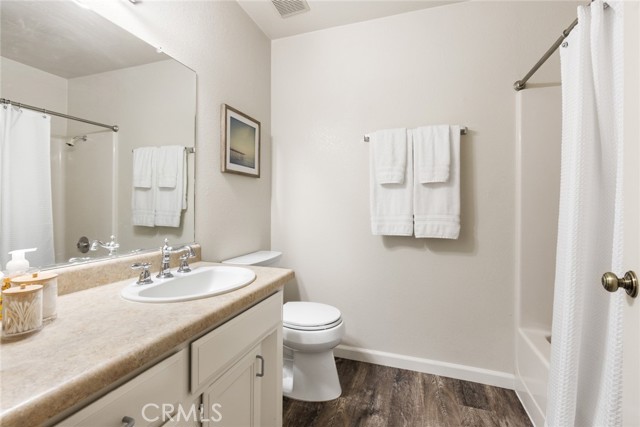 Detail Gallery Image 14 of 27 For 135 Fairgate, Chico,  CA 95926 - 3 Beds | 2 Baths