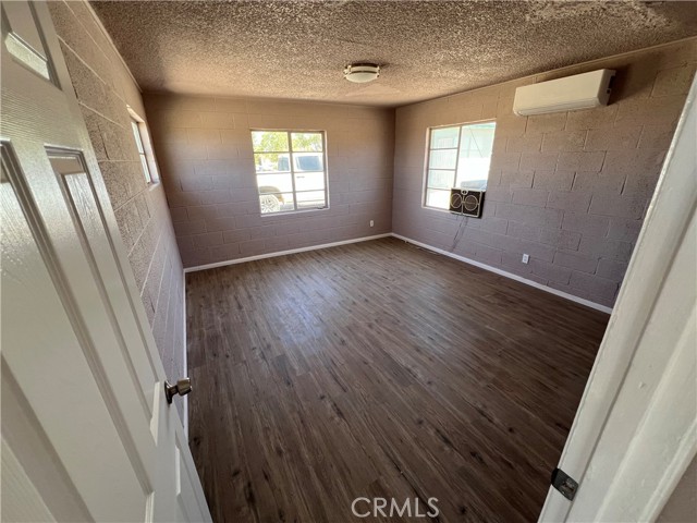 Detail Gallery Image 16 of 29 For 36281 Fleetwood St, Lucerne Valley,  CA 92356 - 3 Beds | 2 Baths