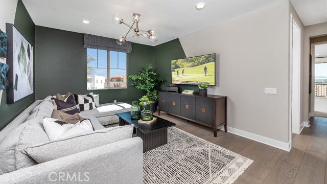 Detail Gallery Image 14 of 14 For 91 Interval, Irvine,  CA 92618 - 5 Beds | 4 Baths