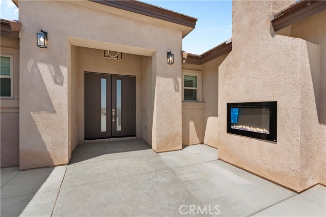 39581 Mountain View Road, Yermo CA: https://media.crmls.org/medias/c95c2948-e1ee-402a-9aef-ebe6c41123c8.jpg