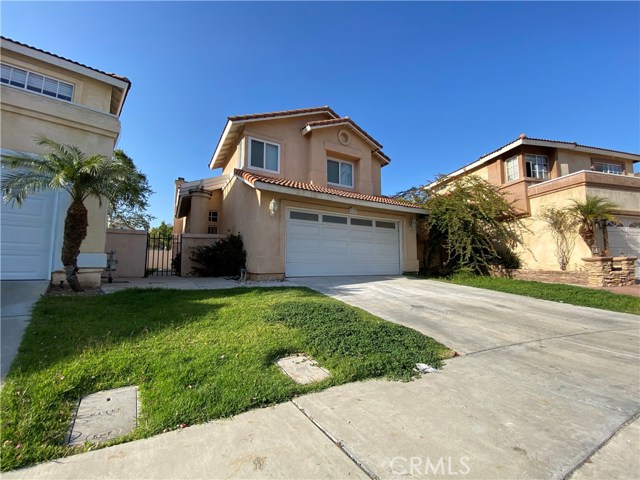 2141 La Cruz Circle, Corona, CA 92879