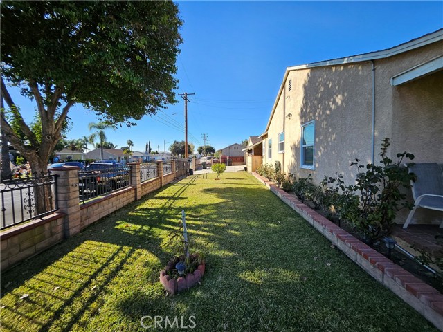 Detail Gallery Image 2 of 21 For 301 N Osborn Ave, West Covina,  CA 91790 - 3 Beds | 2 Baths