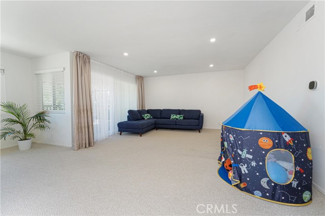 23226 Caminito Marcial, Laguna Hills CA: https://media.crmls.org/medias/c95f99ab-95c5-493a-8240-3c31c6f6463f.jpg