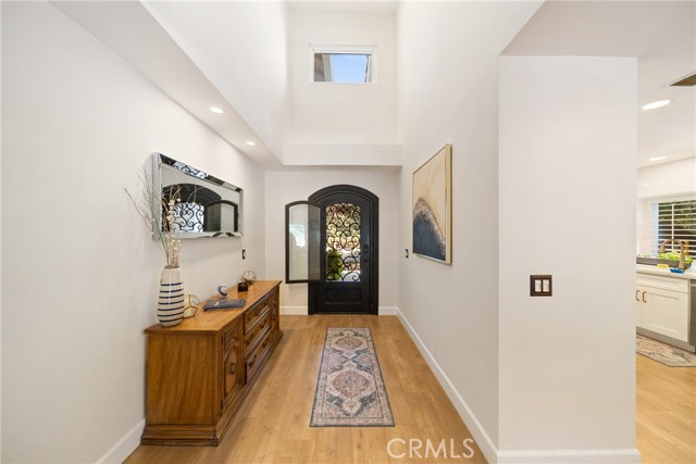 Detail Gallery Image 6 of 67 For 24224 Creekside Dr, Newhall,  CA 91321 - 5 Beds | 3 Baths