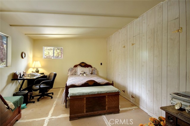 Detail Gallery Image 29 of 42 For 42716 Juniper Dr, Big Bear Lake,  CA 92315 - 4 Beds | 2 Baths