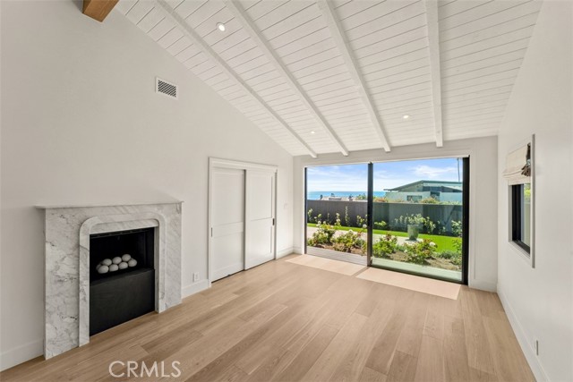 Detail Gallery Image 12 of 30 For 709 Emerald Bay, Laguna Beach,  CA 92651 - 3 Beds | 3 Baths