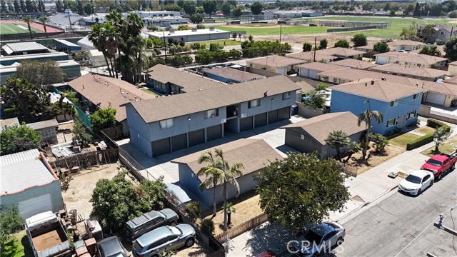 3750 Franklin Avenue, Fullerton CA: https://media.crmls.org/medias/c9636903-864e-4d3c-8e87-06efb29f4b16.jpg