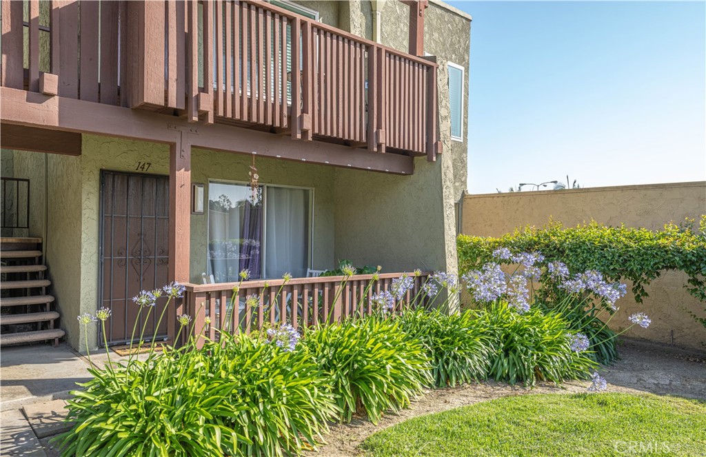 1030 W Macarthur Boulevard 147