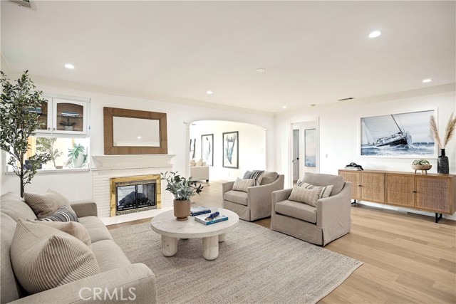 Detail Gallery Image 2 of 35 For 6907 Cherty Dr, Rancho Palos Verdes,  CA 90275 - 4 Beds | 4 Baths