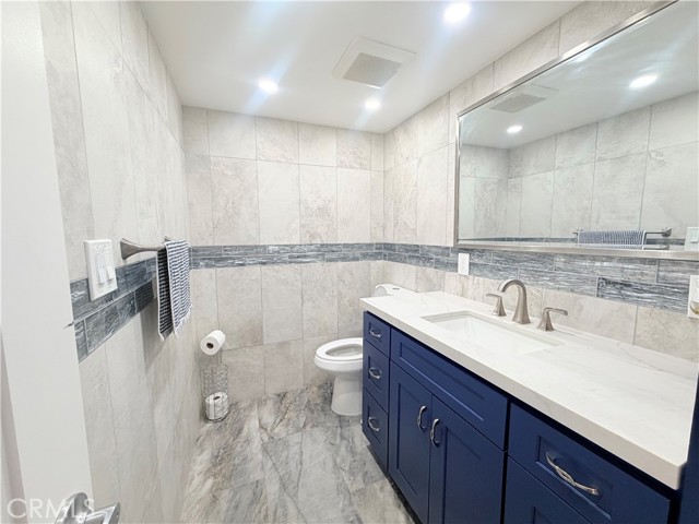 Detail Gallery Image 13 of 34 For 1765 Garvin, Simi Valley,  CA 93065 - 5 Beds | 3/1 Baths