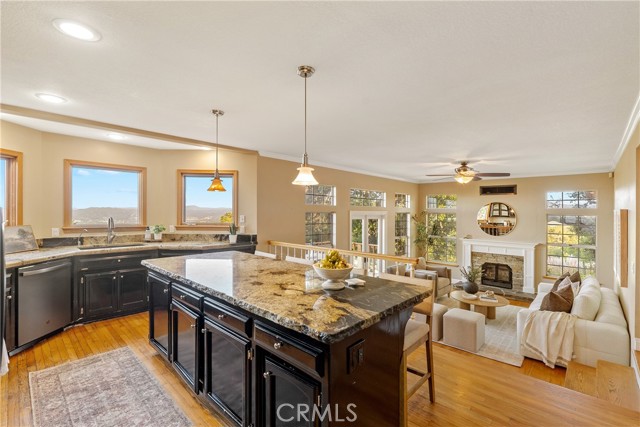 Detail Gallery Image 9 of 35 For 10885 San Marcos, Atascadero,  CA 93422 - 4 Beds | 3/1 Baths