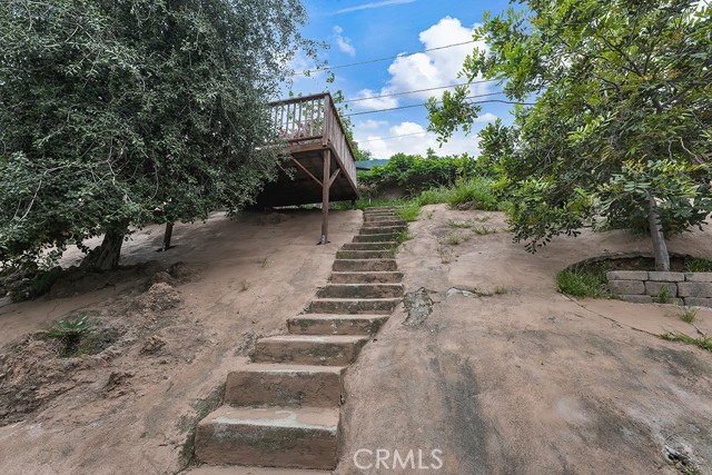 Detail Gallery Image 32 of 35 For 14962 Genoa, Sylmar,  CA 91342 - 4 Beds | 2 Baths