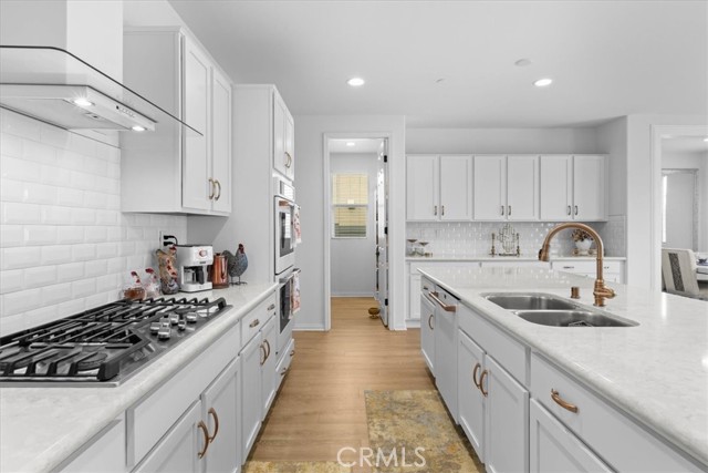 Detail Gallery Image 14 of 43 For 34490 Bloomberry, Murrieta,  CA 92563 - 3 Beds | 2/1 Baths