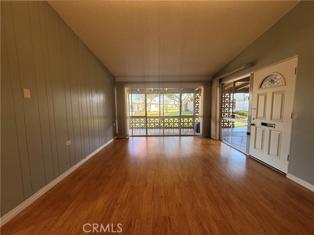 Detail Gallery Image 8 of 46 For 13160 Nassau Dr 211h,  Seal Beach,  CA 90740 - 2 Beds | 1 Baths